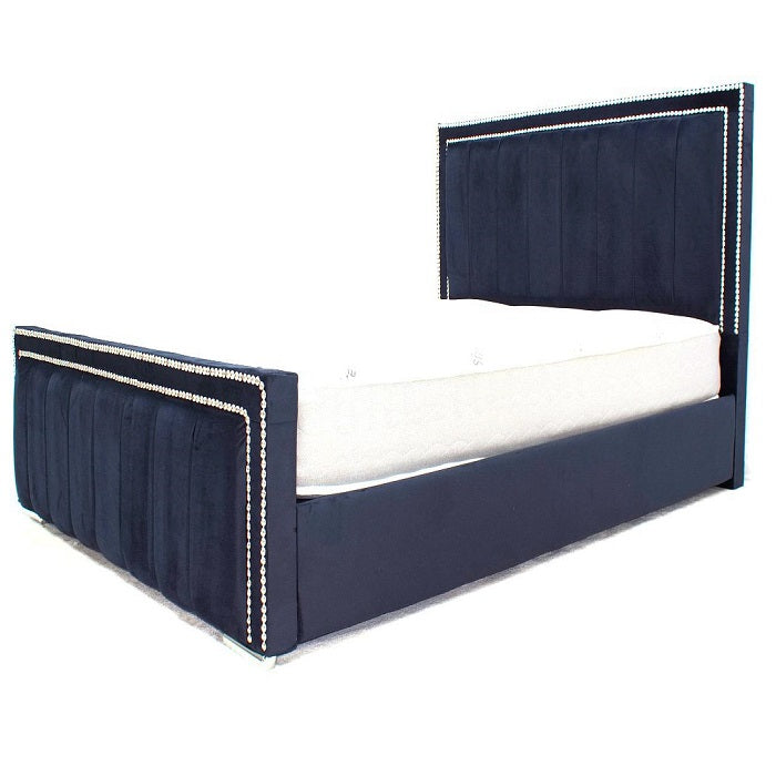 Lucio Panel Bed